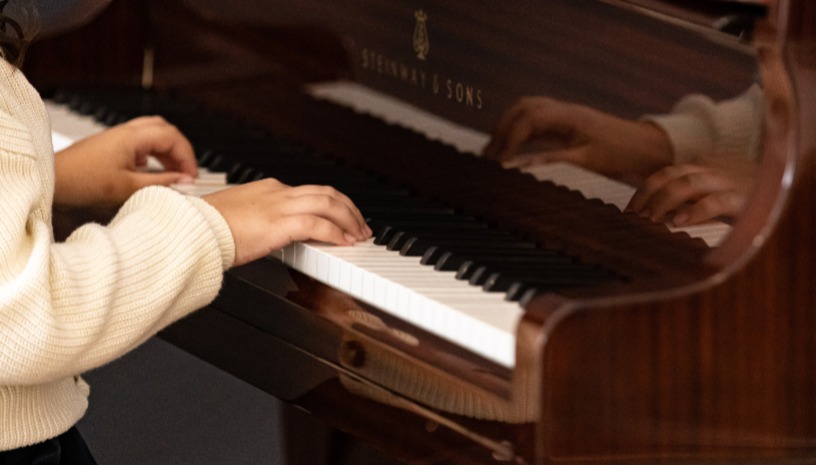 Σύνδεση και Συναισθήματα