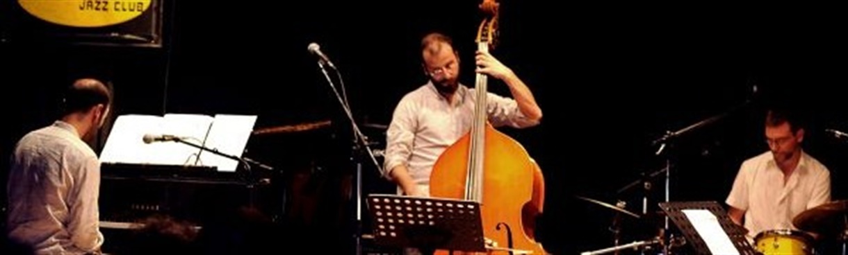 MAGNANIMUS TRIO: THE TIDE FEAT MOYSA ΟRCHESTRA